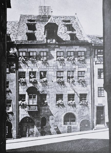 Datei:DRK-Landesstelle-XIII-Dienstgebäude-Burgstraße-Nürnberg-1939.jpg